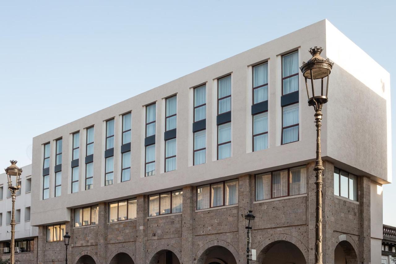 Six Hotel Guadalajara Degollado Exterior photo